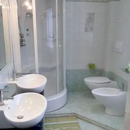 Vercelli Apartment Apartment *