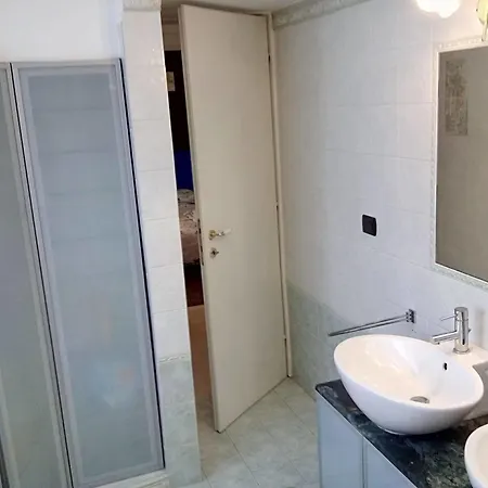 Vercelli Apartment Apartment *