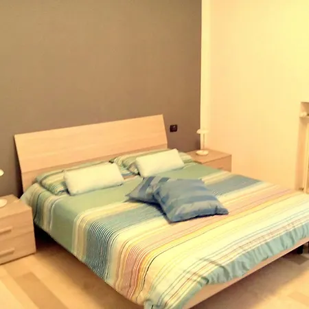 Vercelli Apartment Apartment *