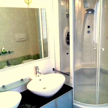 Vercelli Apartment Apartment *